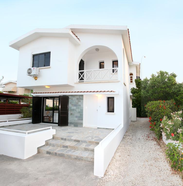 Green Bay Villa Протарас Екстериор снимка